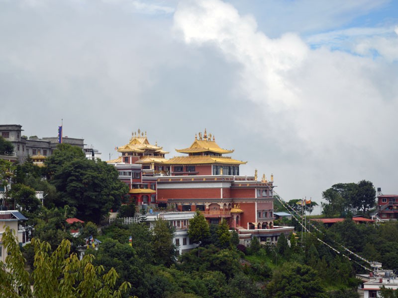 Thrangu Tashi Yangtse Monastery